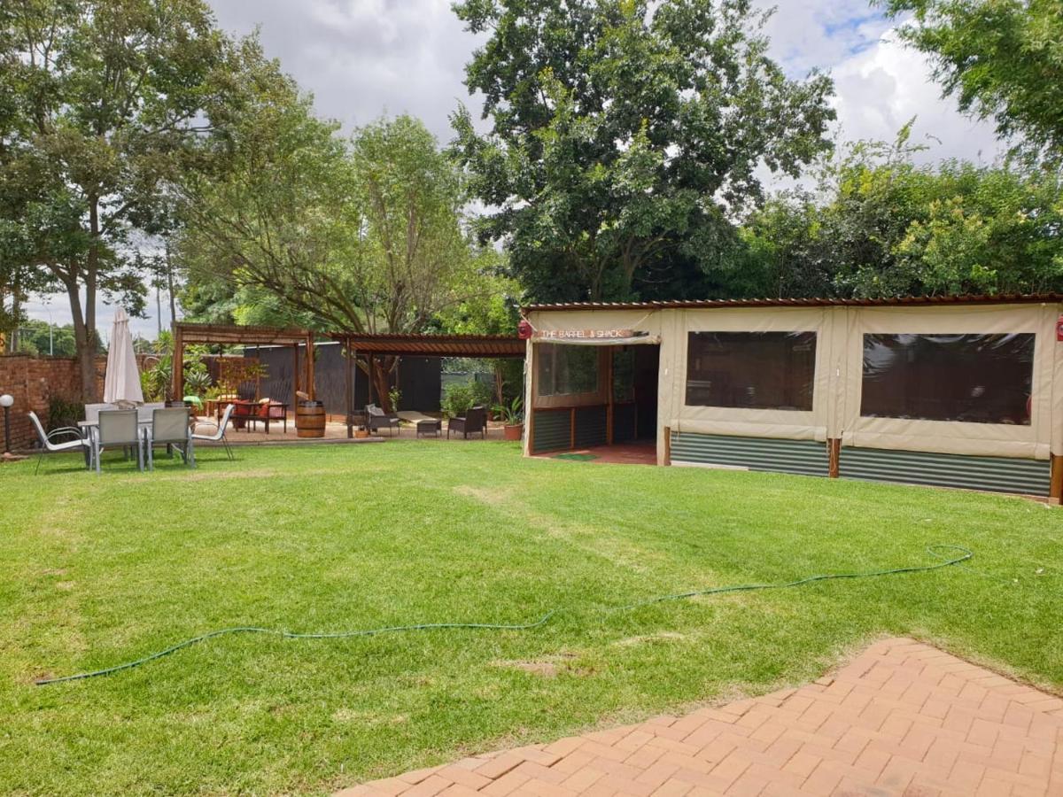 The Lazy Grape Guest Lodge & Spa Benoni Luaran gambar