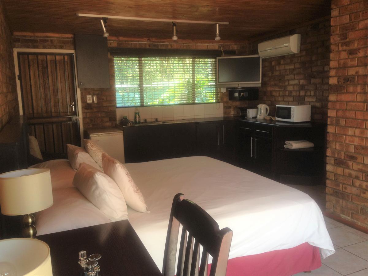 The Lazy Grape Guest Lodge & Spa Benoni Luaran gambar