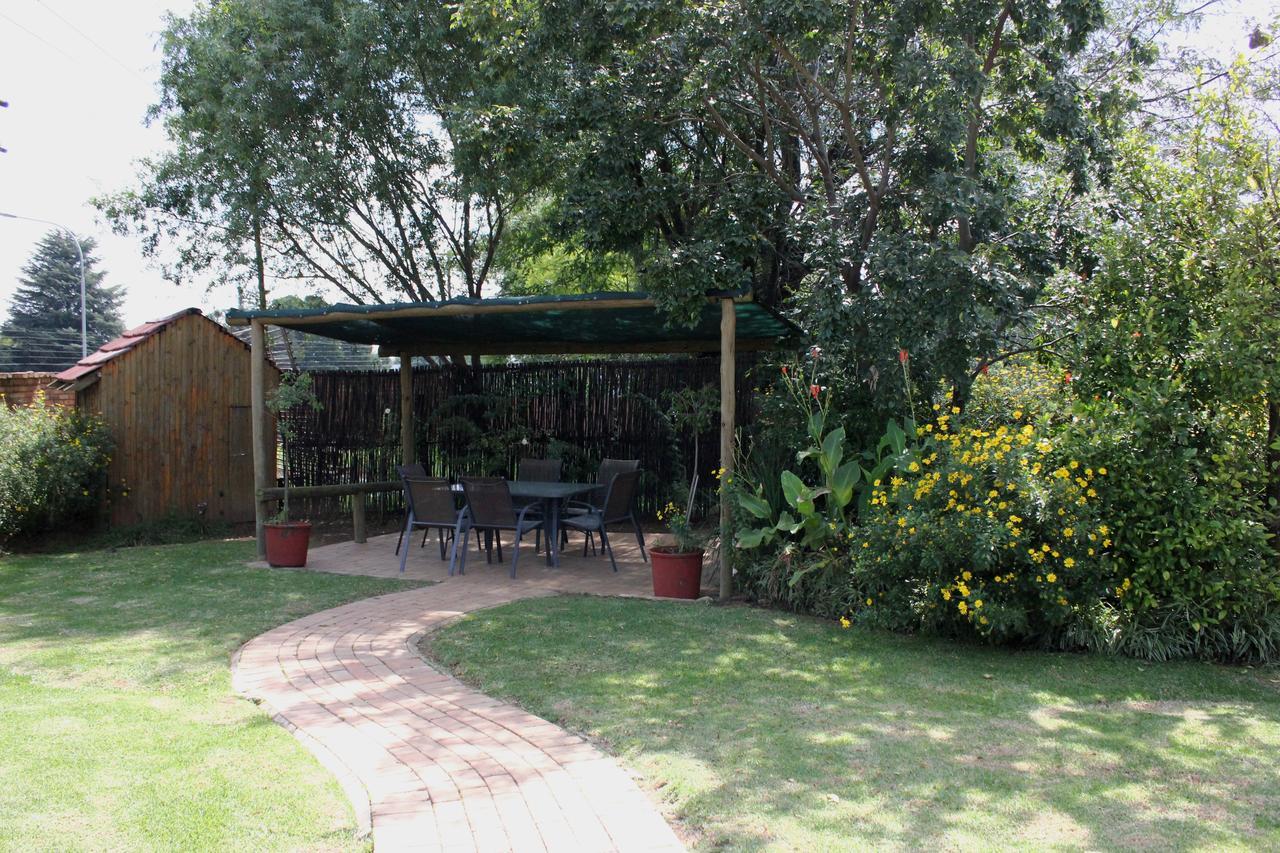 The Lazy Grape Guest Lodge & Spa Benoni Luaran gambar
