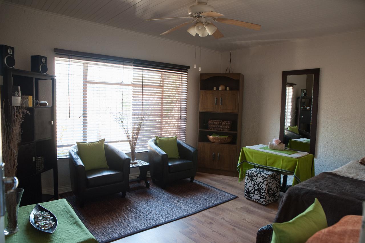 The Lazy Grape Guest Lodge & Spa Benoni Luaran gambar